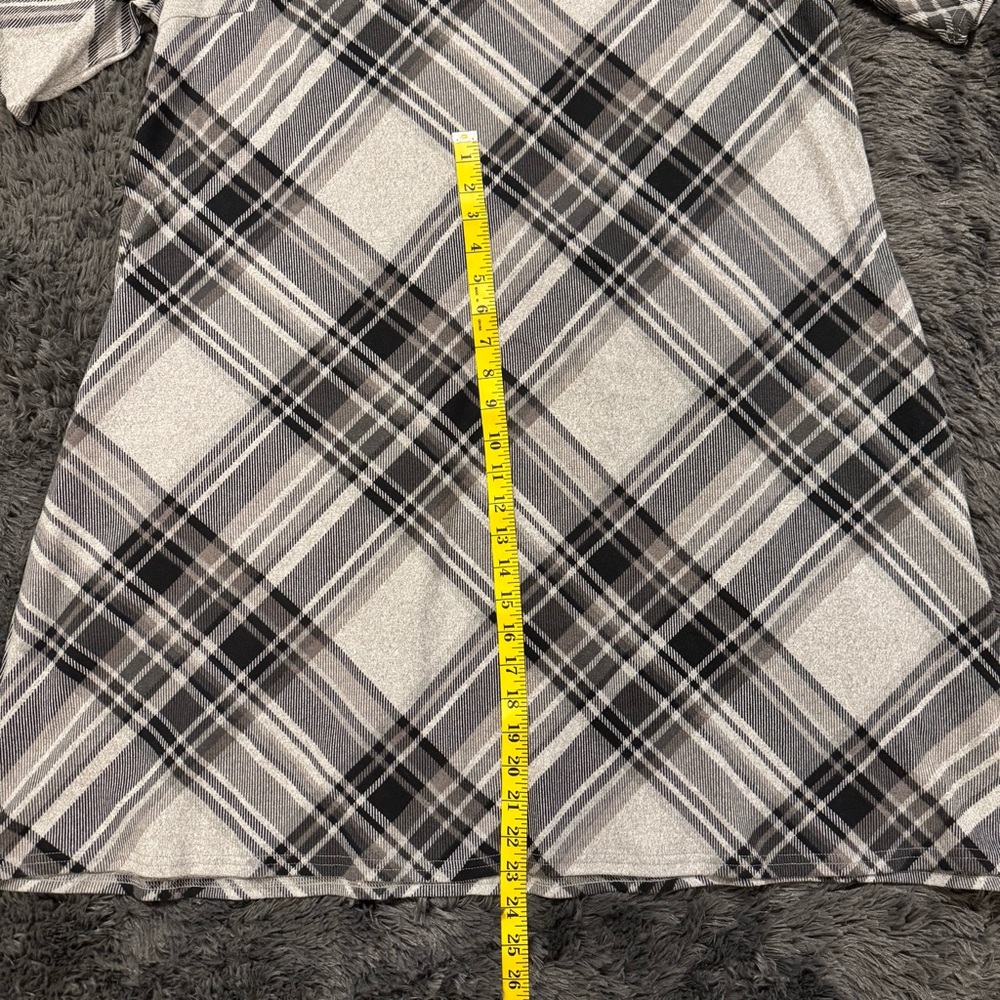 R&K Black and White Plaid Long Sleeve Dress - Picture 6 of 9
